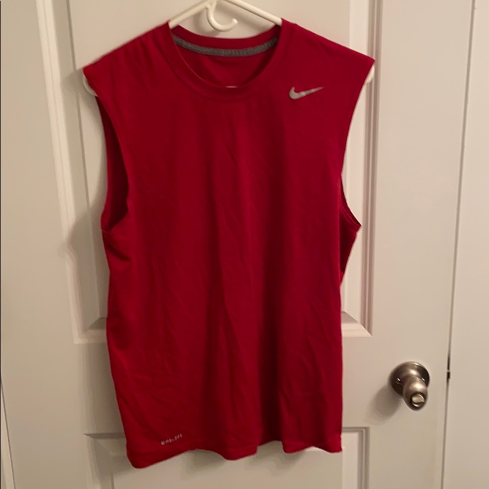 Nike Men’s Sleeveless Dri-Fit